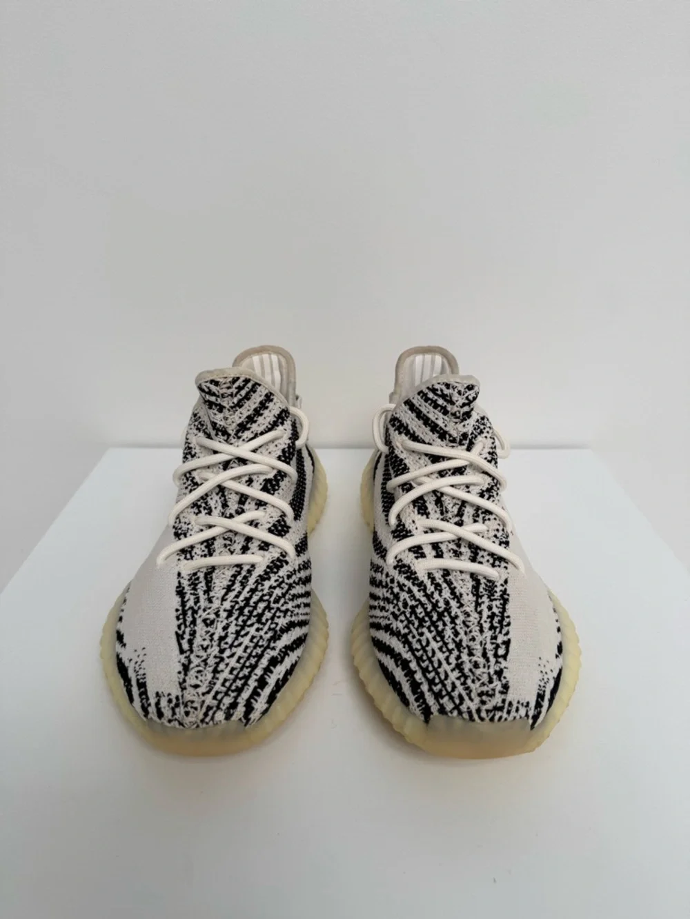 Yeezy Boost 350 V2‎ Zebra, Size 10